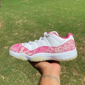 Air Jordan 11 Retro Low Pink Snakeskin Size 10 Women’s Sneakers